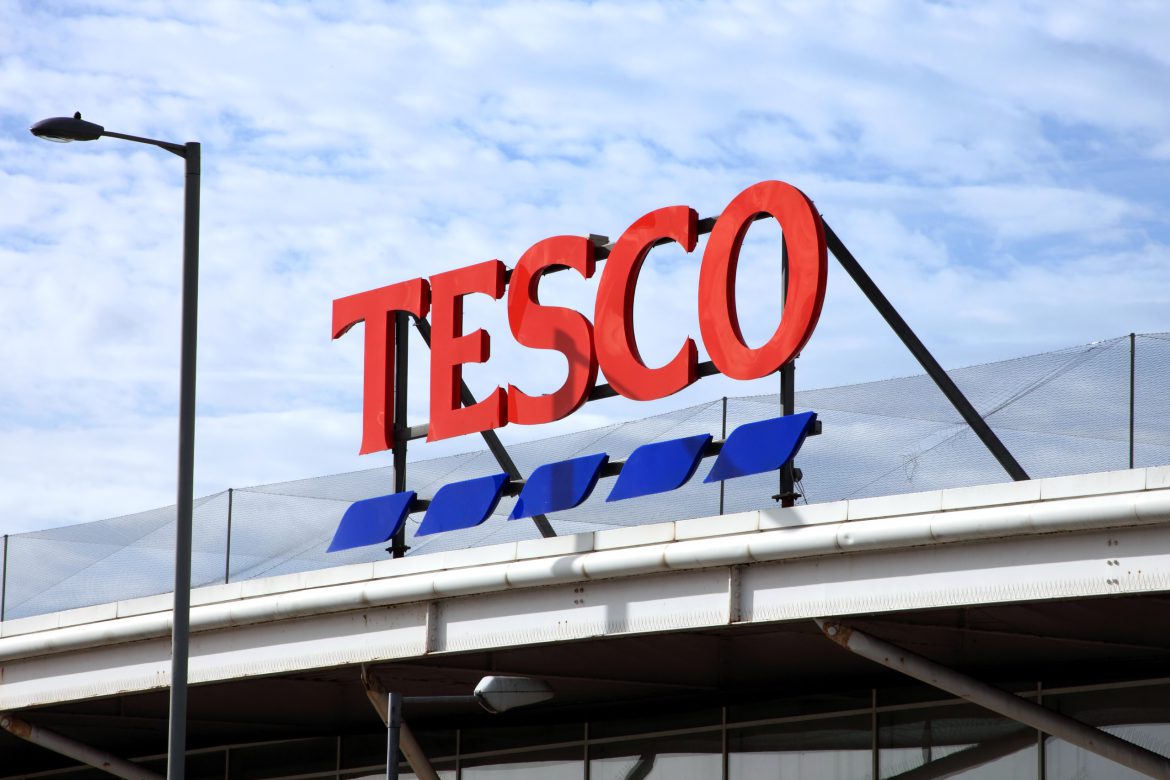 Why do people choose Tesco for shopping? - Little You Know